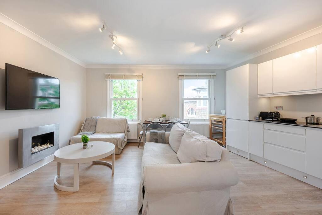 Cosy 2 Bed In Kensington Olympia Daire Londra Dış mekan fotoğraf